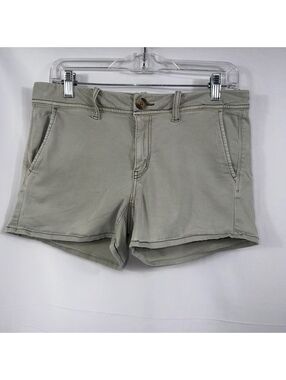 American Eagle Outfitters Women’s Size 6 Super Stretch Khaki Chino Shorts